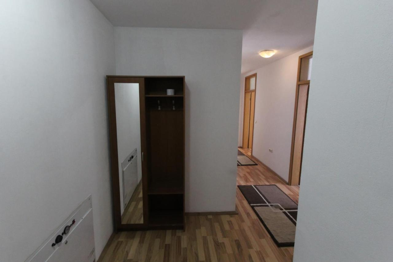 Kasumi Apartment Pristina Esterno foto